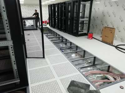 綿陽市中心醫院機房建設與維護服務 構建高效、穩定、安全的醫療信息系統基石